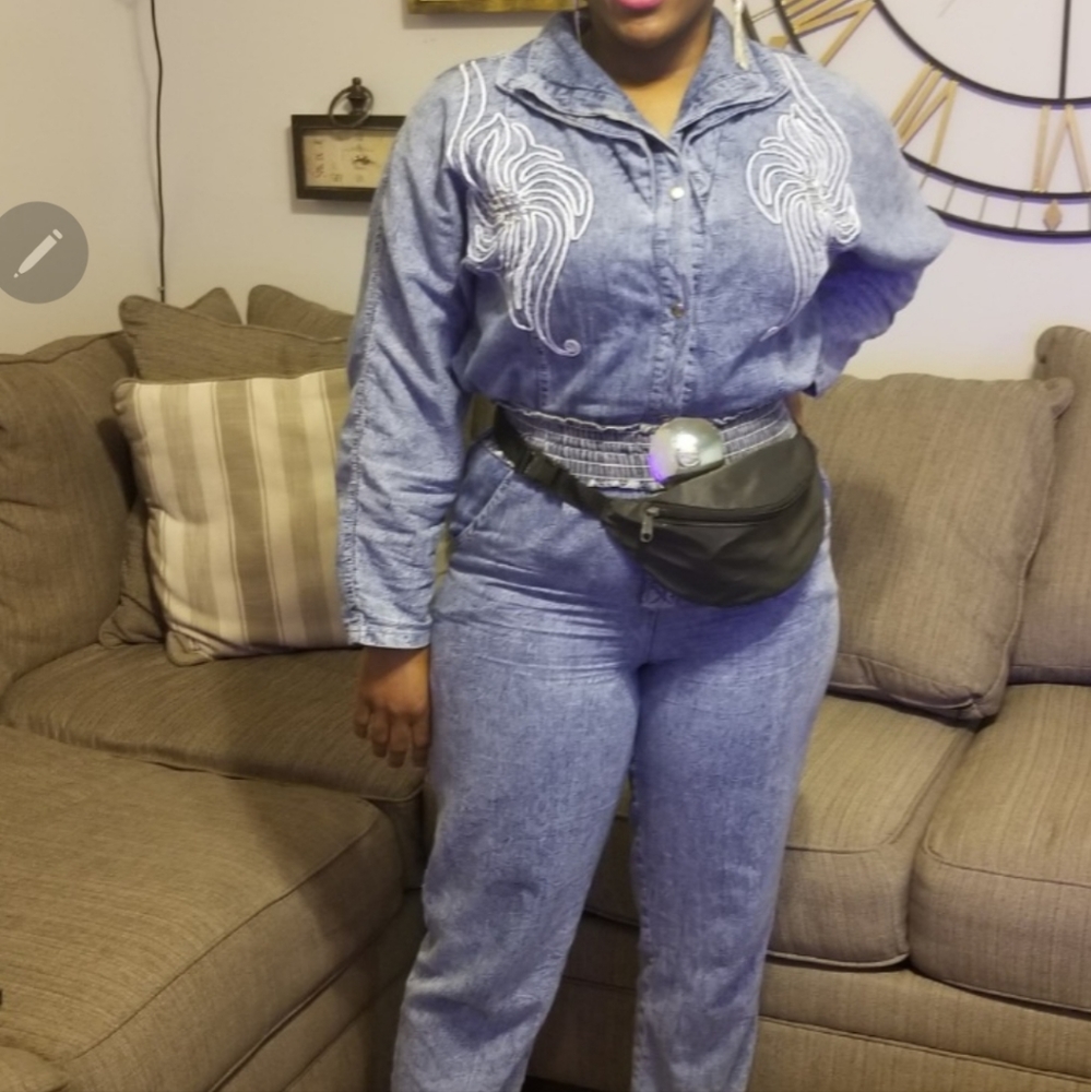 Vintage Acid Washed Jean Jumpsuit - Picture 4 of 4